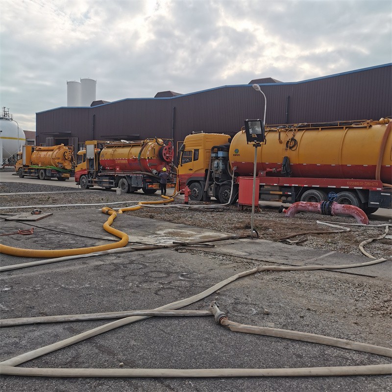 民众污水池清理