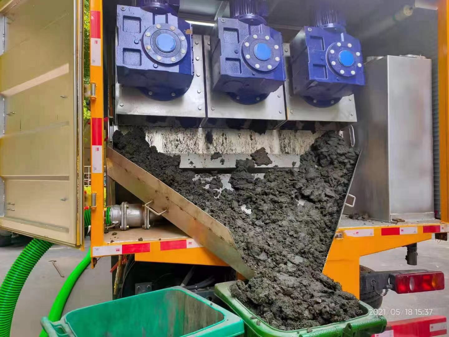 民众化粪池清掏城市维护站-泥浆净化干湿分离处理